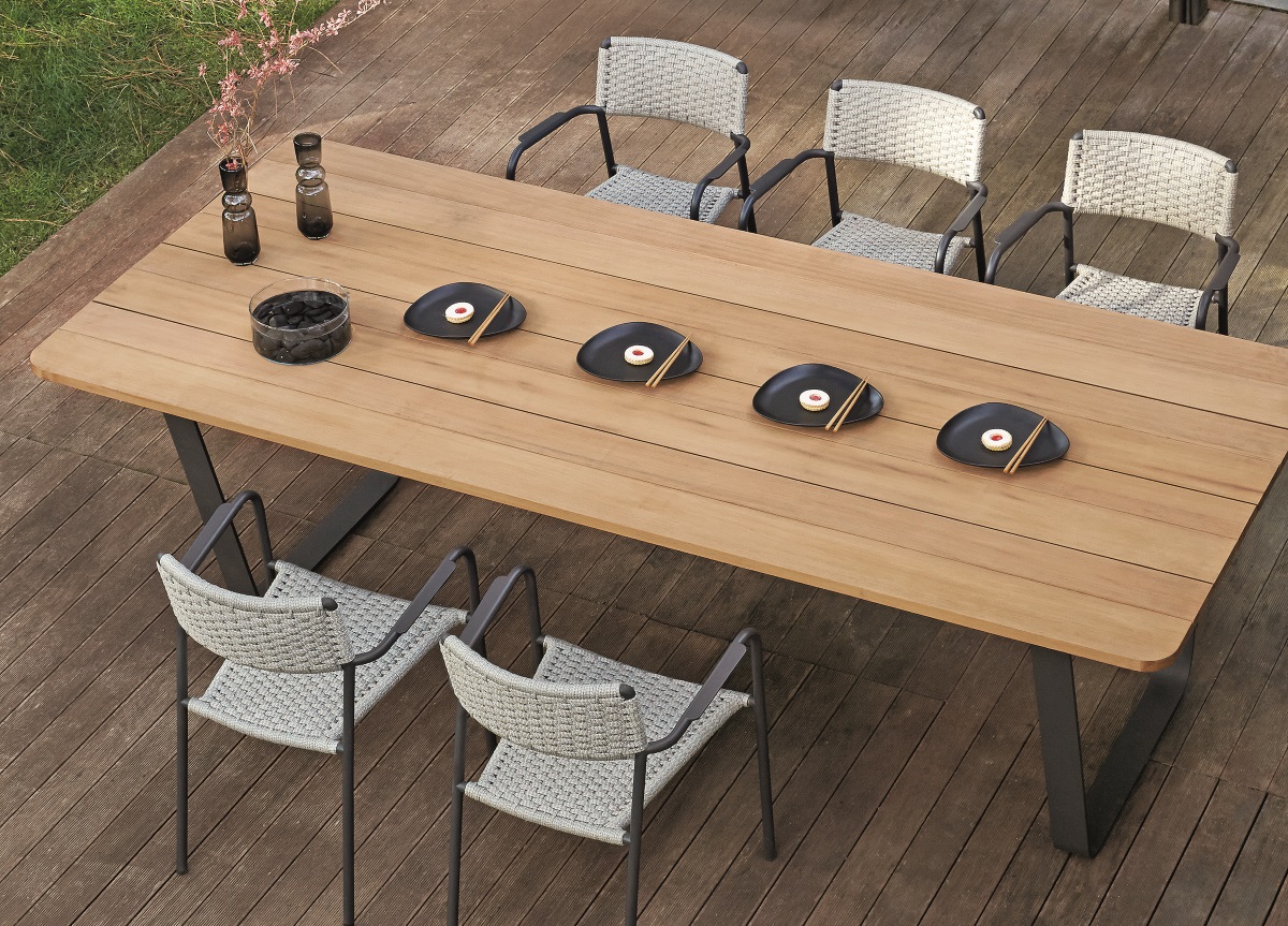 1100 2501c Manutti Air Dining Table