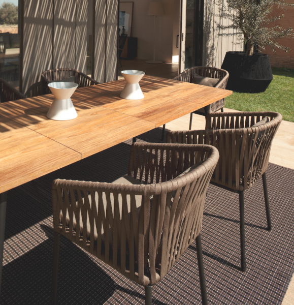 1100 2700c Kettal Bitta Dining Table