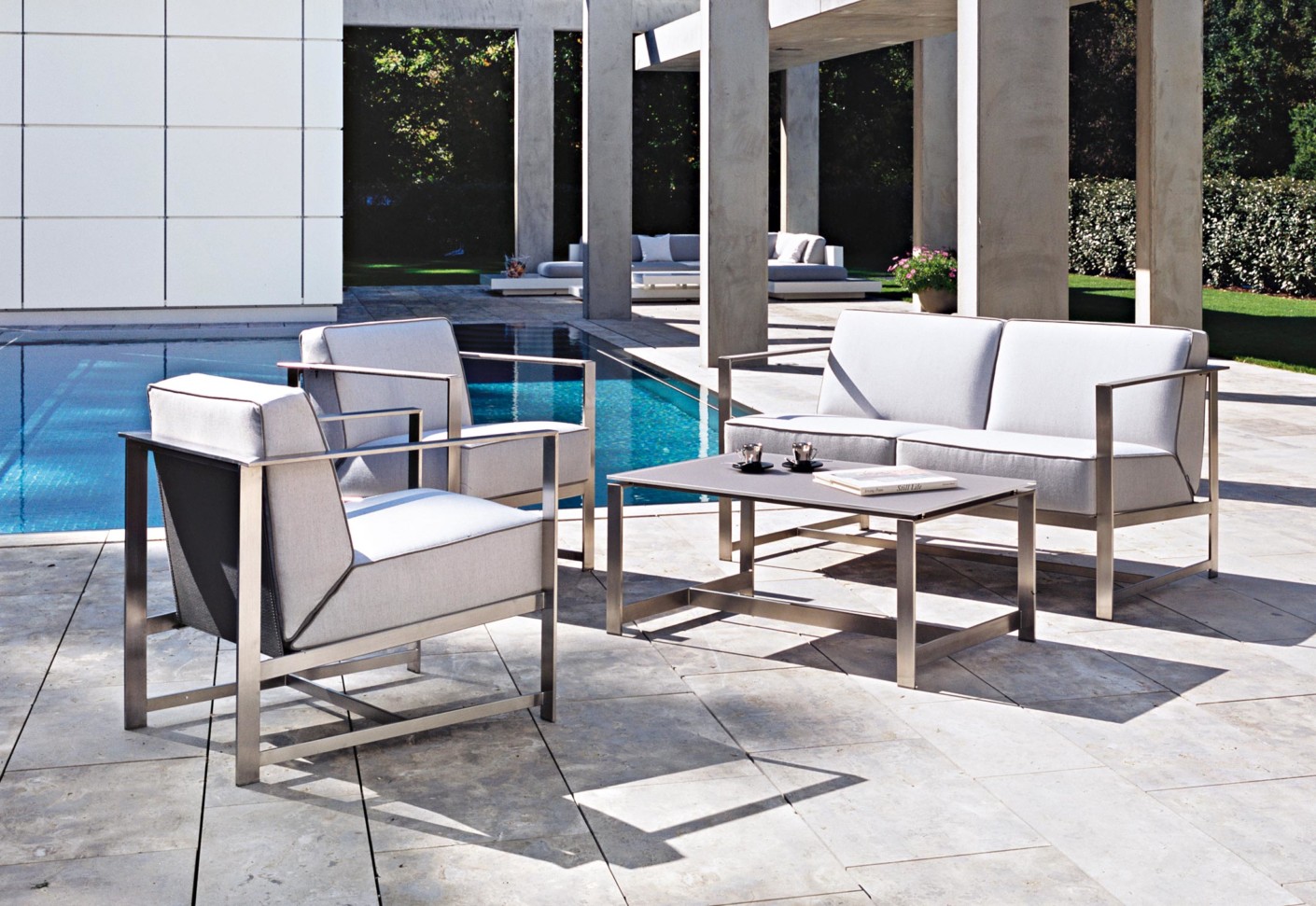 3100 1205a Manhattan Luxury Outdoor Club Chair