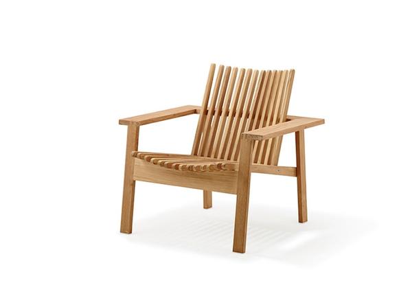 Teak Amaze Club Chair — Wooden armchair with vertical slats