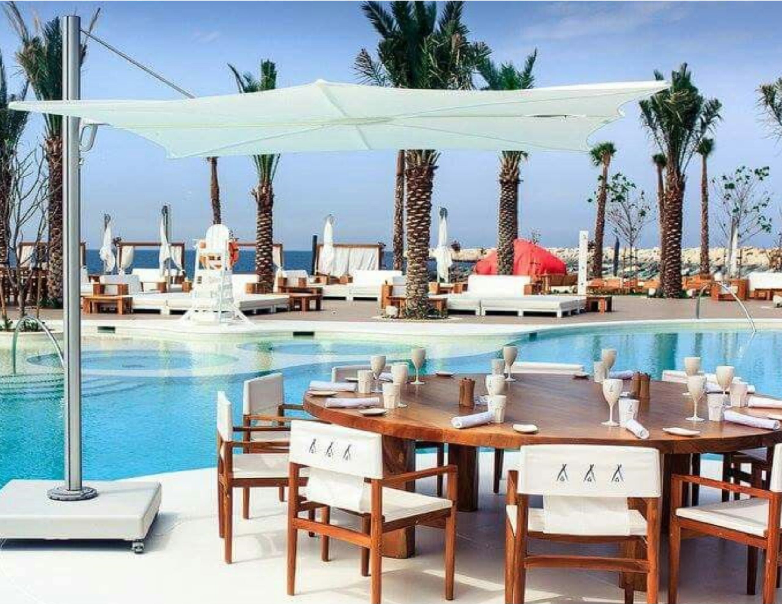 Hudson Open Close Accordion Flat Canopy Modern Cantilever Umbrella Concealed Ribs