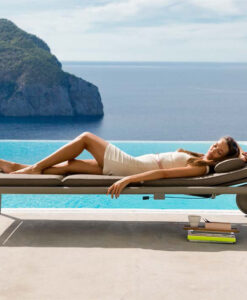 3500 1605a Wellington Modern Chaise Lounger