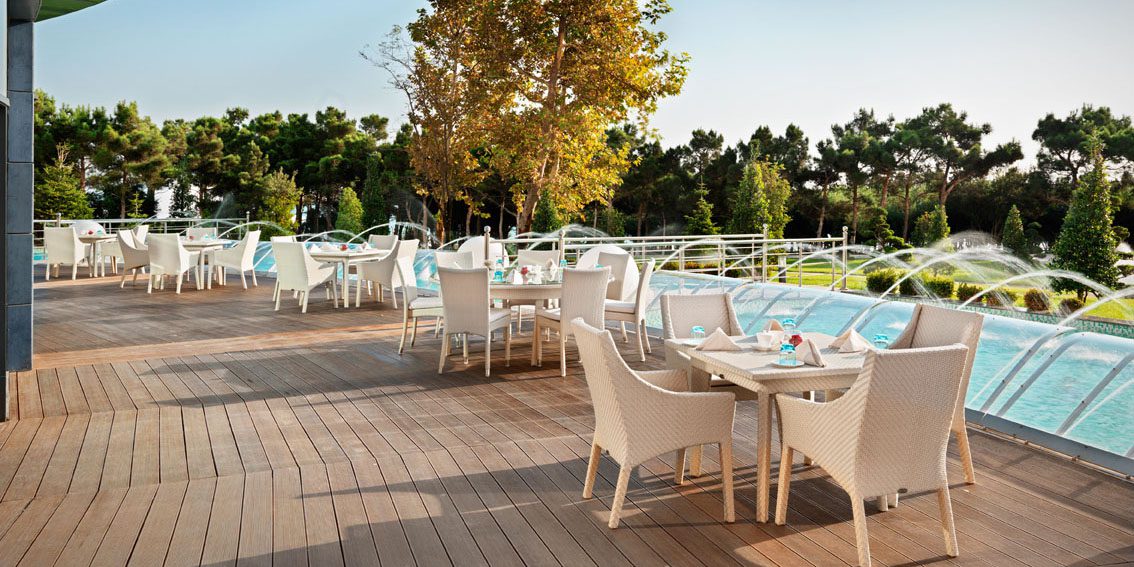 5001m Cuatro Dining Collection Hospitality Commercial