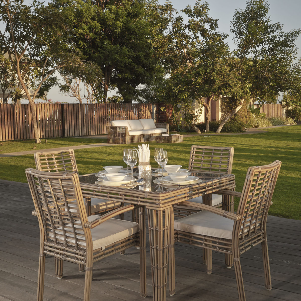 5018a Topaz Kubu Dining HospitalityCommercial