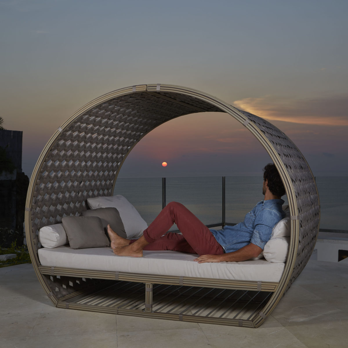 5026b Moonlight Daybed HospitalityCommercial