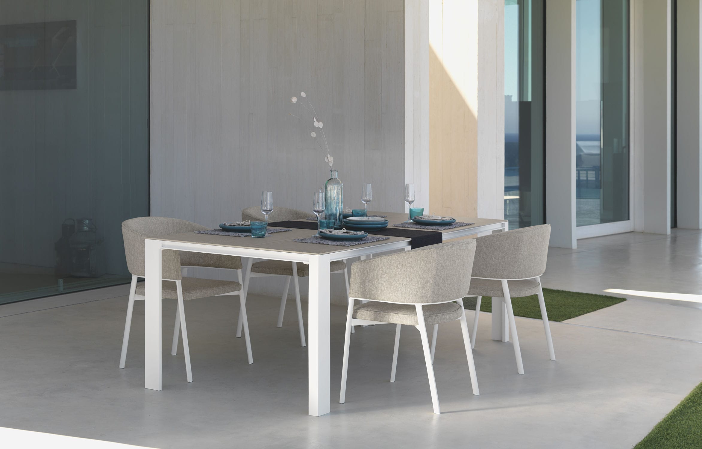 Eva Dining Collection White