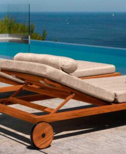 Luxury Chaise Lounger Teak