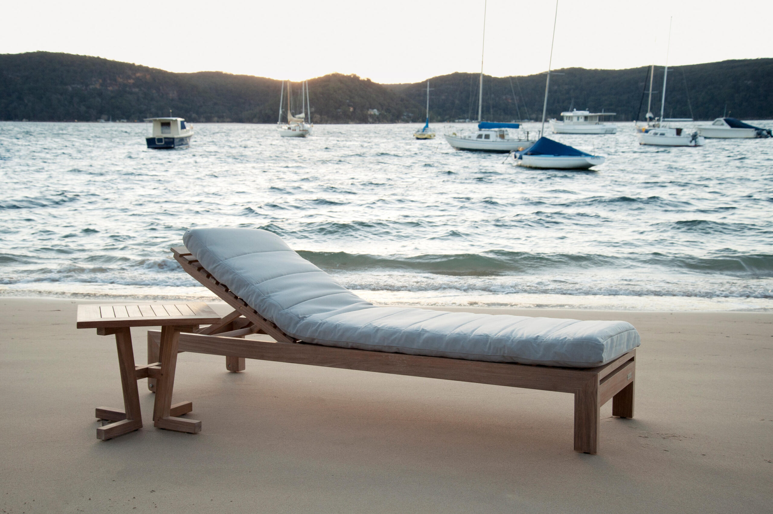 batyline chaise lounger