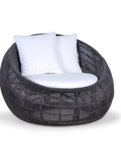 round wicker chair