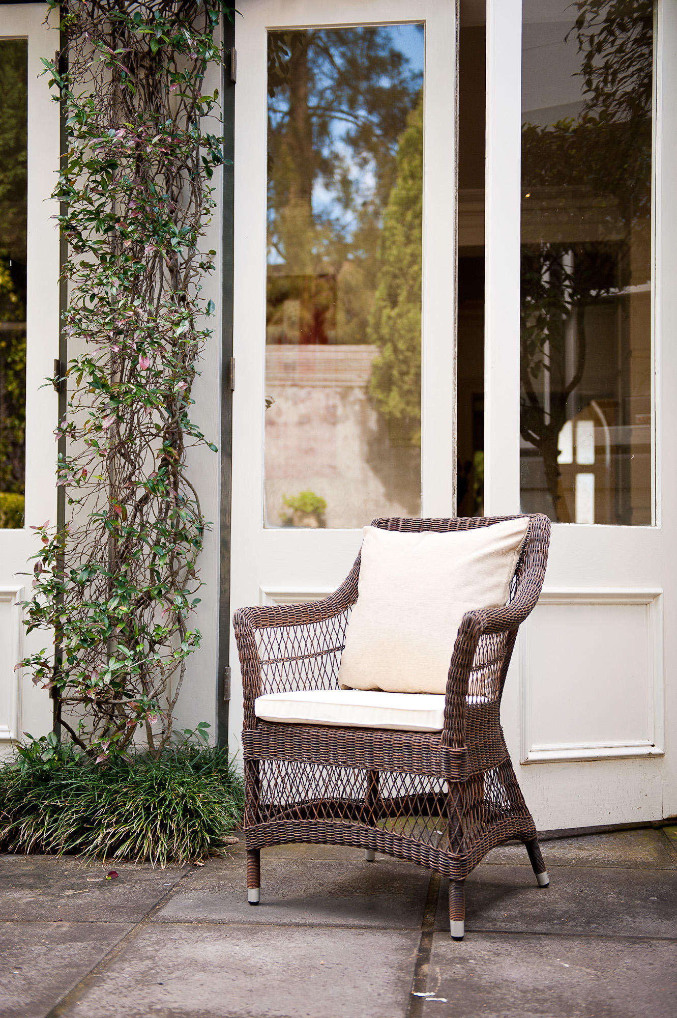 Malibu Dining Chair Traditional Patio Restaurant Furniture Contract Tropical Design