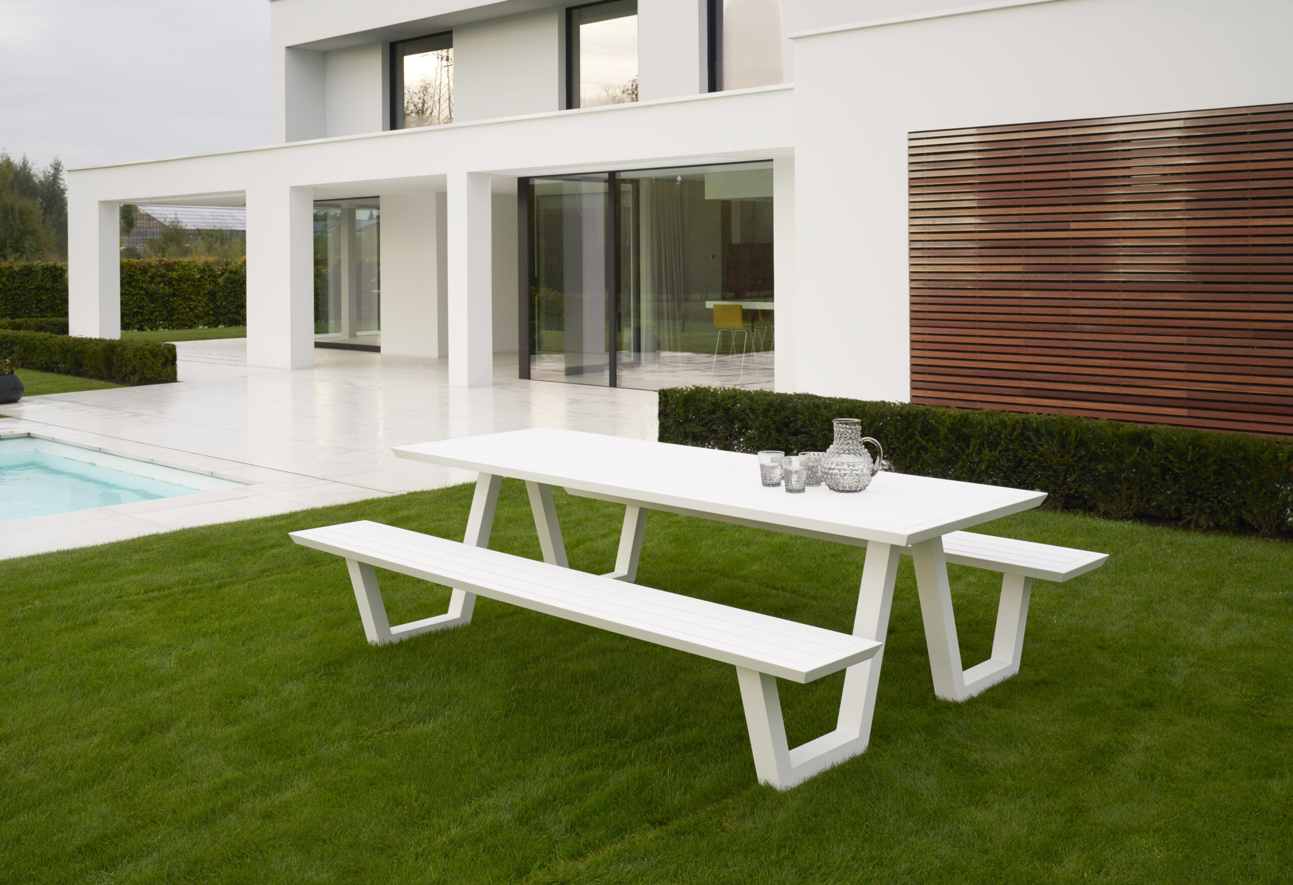 modern picnic table