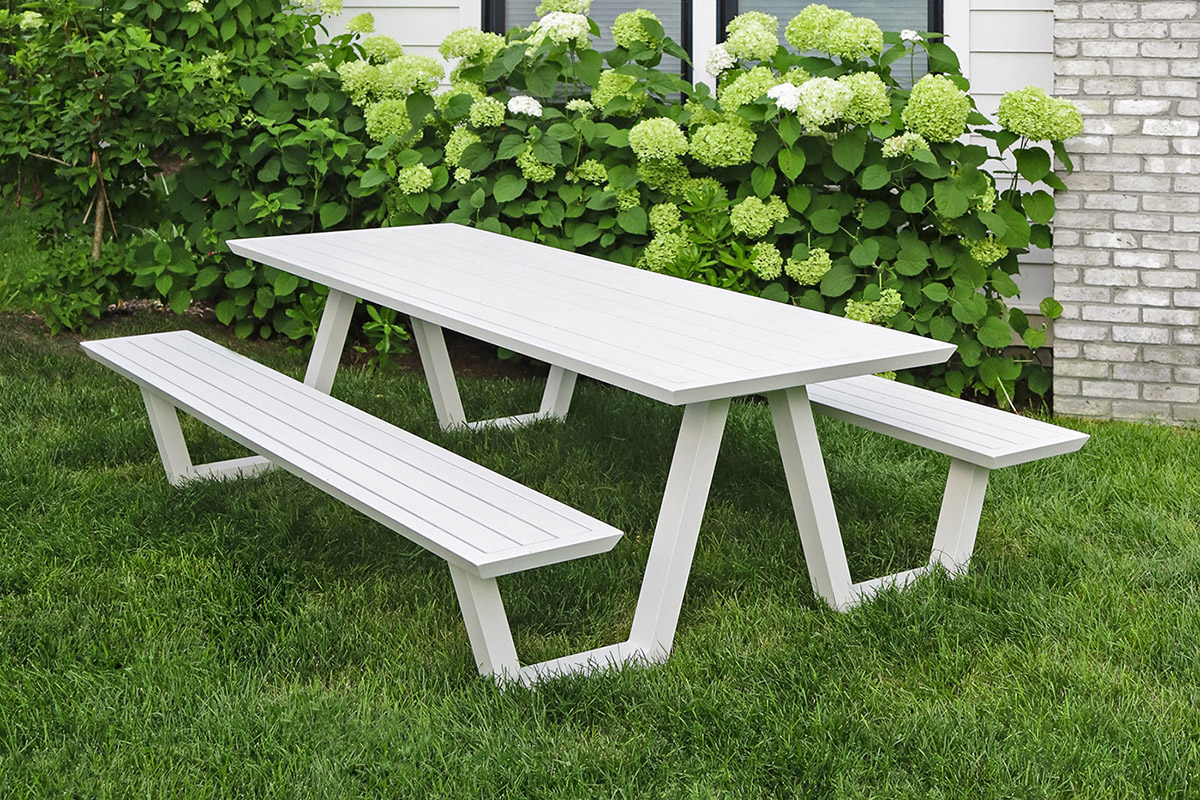 Aluminum modern picnic table